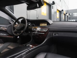 Mercedes-Benz CL 500 AMG 4Matic 4.7 V8 Bi-Turbo 320kW
