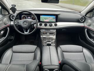 Mercedes-Benz E 220 2.0 143kW
