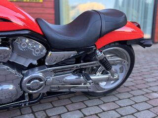 Harley-Davidson VRSCB V-Rod V2 Revolution 86kW