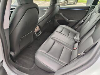Tesla Model 3 Long Range Dual Motor 366kW