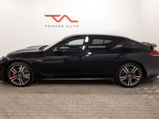 Porsche Panamera GTS 324kW