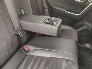Toyota RAV4 Luxury Plus 129кВ