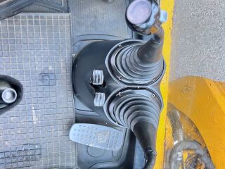 JCB 4CX