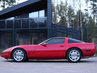 Chevrolet Corvette 5.7 221кВ