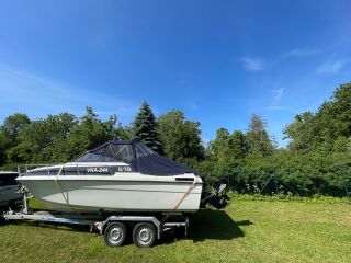 Sunbird 218 5.7 V8 184кВ