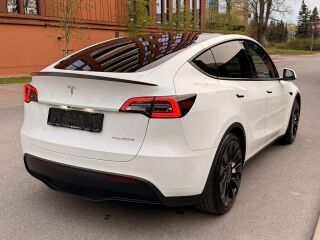 Tesla Model Y PERFORMANCE 393kW