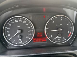 BMW 330 3.0 180kW