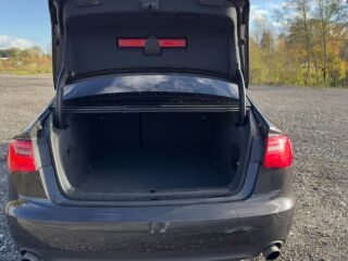Audi A6 Limousine 2.8 150кВ