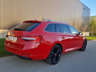 Skoda Superb Style / Elegance 1.8 132kW