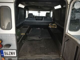Land Rover Defender Series 3 2.3 44kW