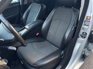 Mercedes-Benz E 280 AVANTGARDE 3.0 V6 CDI 140kW