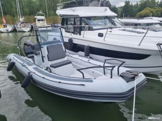 Zodiac PRO 7 RIB V8 Mercury F225 PRO XS 225kW