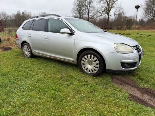 Volkswagen Golf 2.0 103kW