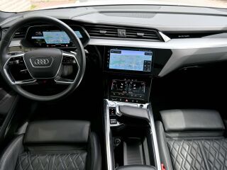 Audi e-tron S-LINE B&O SAFETY PRO VIRTUAL+ 360 QUATTRO 55 300kW