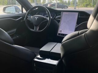Tesla Model S 158кВ