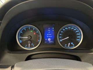 Toyota Corolla Facelift 1.6 97kW