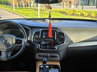 Volvo XC90 2.0 165kW