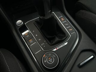 Volkswagen Tiguan Allspace 4Motion R-Line 7 2.0 TDI 140кВ