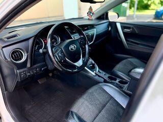 Toyota Auris 1.8 73кВ