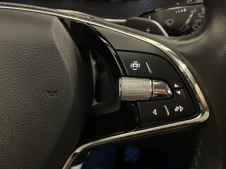 Skoda Octavia Combi Elegance 1.5 TSI G-Tec 96кВ