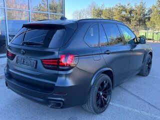 BMW X5 xDrive40d M-pakett 230кВ