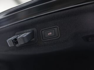 Audi A8 Quattro Long Facelift 3.0 V6 TDI 190kW