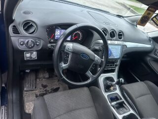 Ford S-MAX Titanium 2.0 103kW