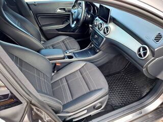 Mercedes-Benz CLA 220 2.2 130kW