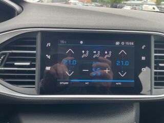Peugeot 308 Allure 1.5 96kW