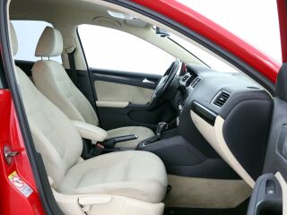 Volkswagen Jetta Comfortline ATM 1.6 TDI 77кВ