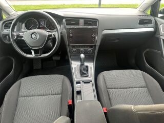 Volkswagen Golf 1.5 96кВ