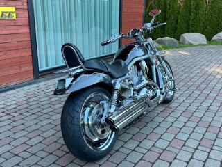Harley-Davidson VRSCA V-Rod V2 Revolution 86kW