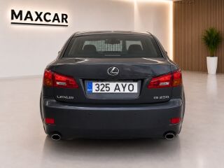 Lexus IS 250 2.5 153kW
