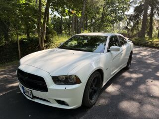Dodge Charger 5.7 276kW