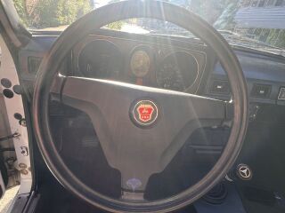 GAZ 24-12 Volga 2.4 74kW