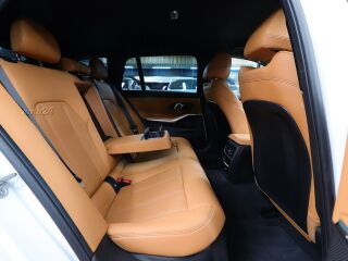 BMW 320 d xDrive Touring M-Sportpakett LCI 2.0 MHEV 140kW