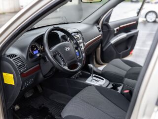 Hyundai Santa Fe 2.7 139кВ