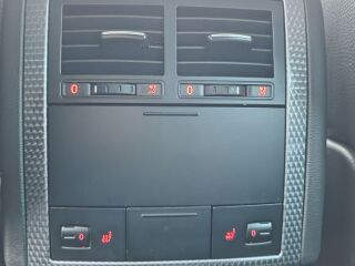 Volkswagen Touareg 3.0 V6 TDI 176кВ