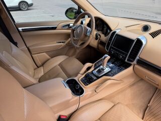 Porsche Cayenne 3.0 180кВ