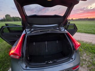Volvo V40 2.0 110kW