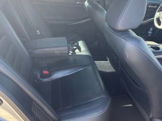 Lexus IS 300h F-Sport look 2.5 133kW