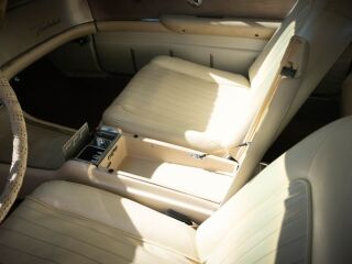 Ford Thunderbird 6.4 V8 221kW