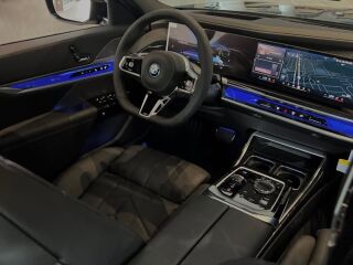BMW i7 eDrive50