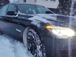 BMW 730 X-Drive M-pakett 3.0 190kW