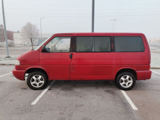 Volkswagen Caravelle 2.4 57kW