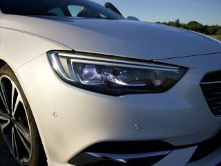Opel Insignia OPC-line 1.5 121kW
