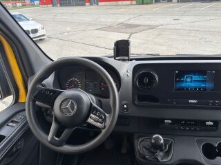 Mercedes-Benz Sprinter 2.1 105кВ