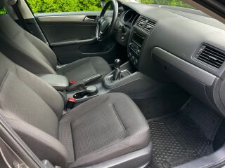 Volkswagen Jetta Bluemotion 1.2 77кВ