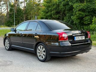 Toyota Avensis Linea Sol Technical 2.0 VVT-i 108kW