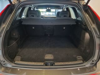 Volvo XC60 AWD R-Design B5 KERS 2.0 173kW
